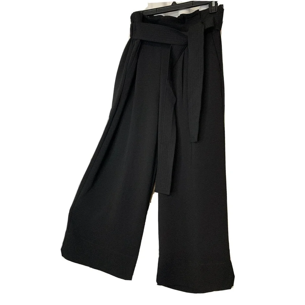 Sold Madewell Women's Paperbag Waist Pants, Size Medium black crop - Picture 1 of 6
